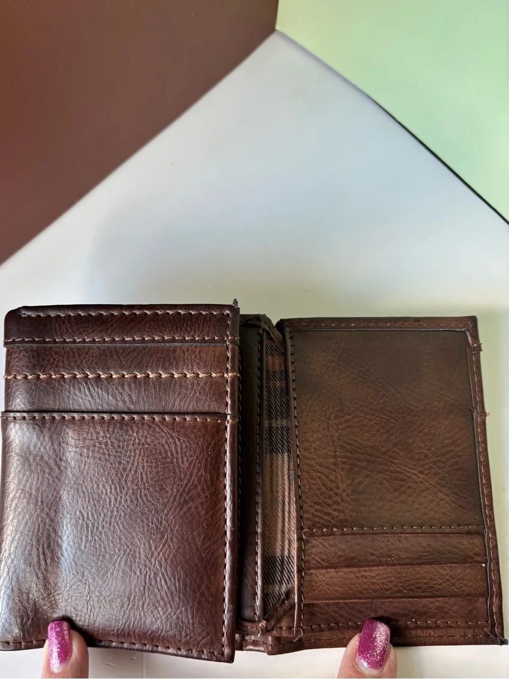 COLUMBIA Men’s Brown Leather Tri-Fold Wallet